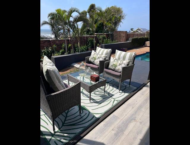 9 BEDROOM HOUSE FOR SALE IN BLUFF
